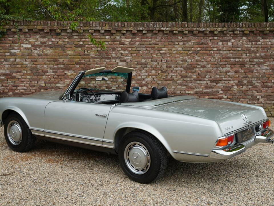 Imagen 28/50 de Mercedes-Benz 280 SL (1969)