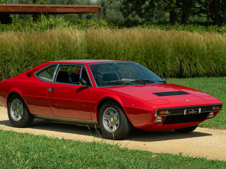 Afbeelding 2/50 van Ferrari 308 GT4 (1975)