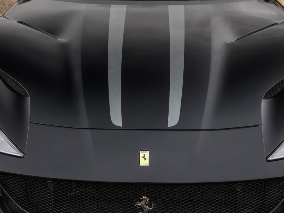 Image 4/24 de Ferrari 812 Superfast (2019)