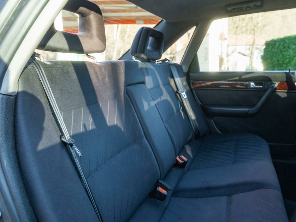 Afbeelding 3/73 van Audi 100 S4 Quattro (1993)
