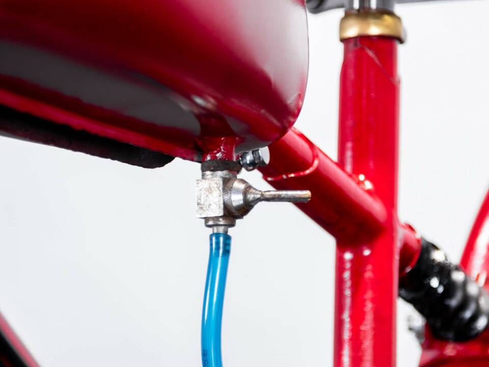 Image 41/46 of Ducati DUMMY (1954)