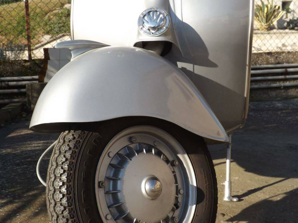 Immagine 13/37 di Piaggio Vespa 150 GS (1958)
