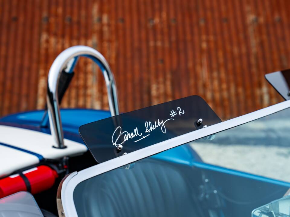 Image 21/33 of AC Cobra 427 (1965)