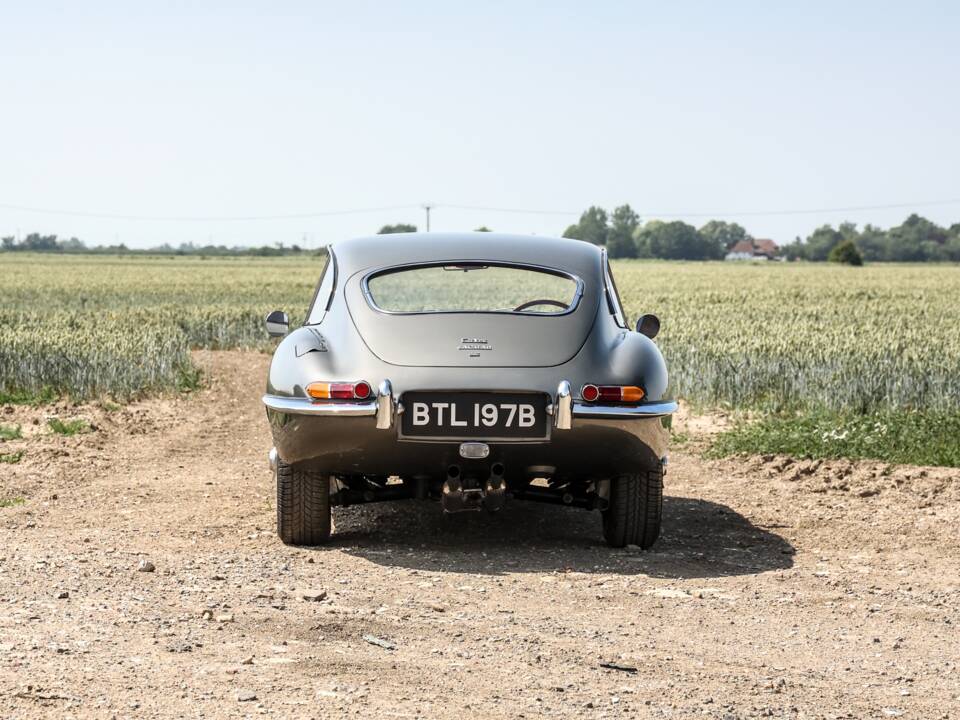 Bild 18/44 von Jaguar E-Type 4.2 (1964)