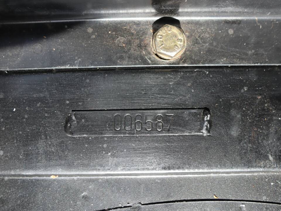 Afbeelding 49/50 van Alfa Romeo 2.0 Spider (1991)