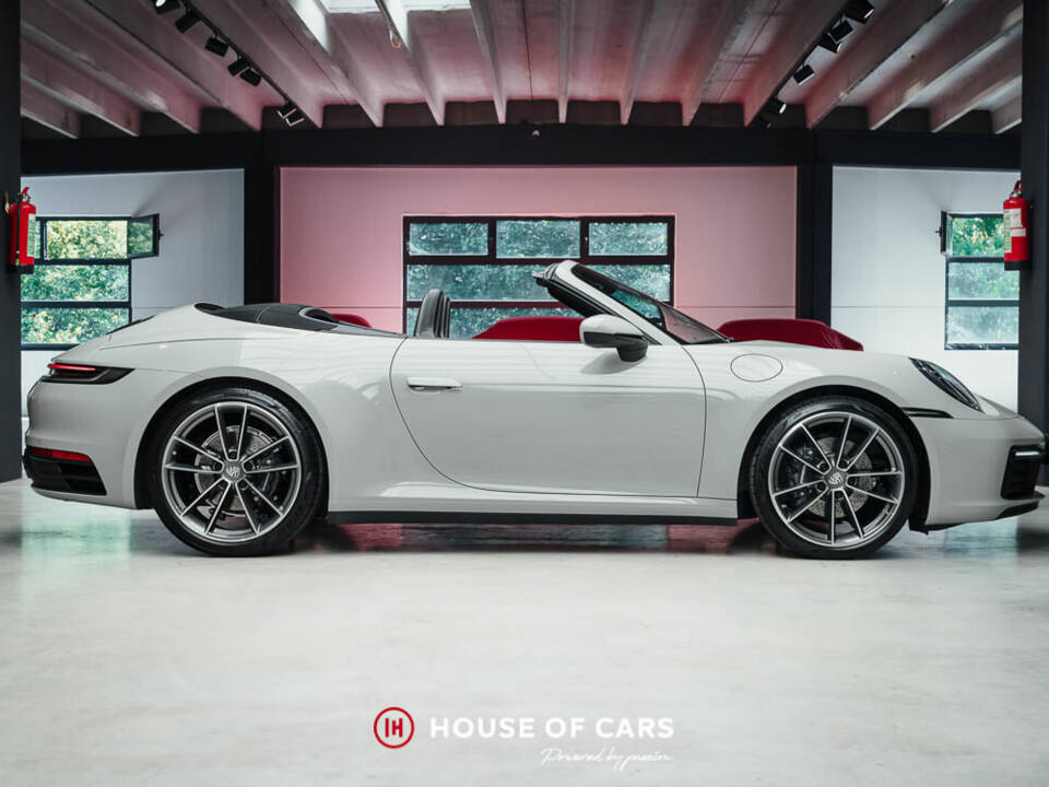 Immagine 5/23 di Porsche 911 Carrera (2019)