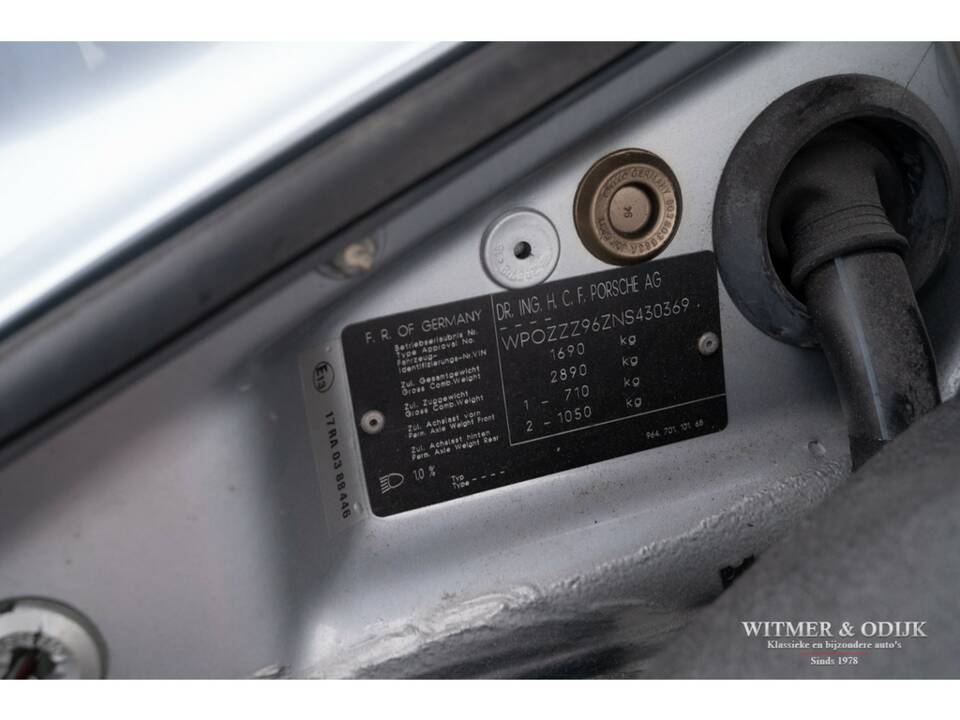 Bild 25/27 von Porsche 911 Carrera 2 (1992)