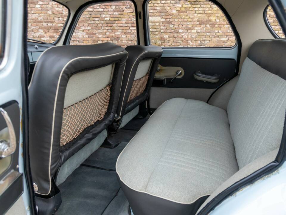 Image 22/48 of Alfa Romeo Giulietta TI (1964)