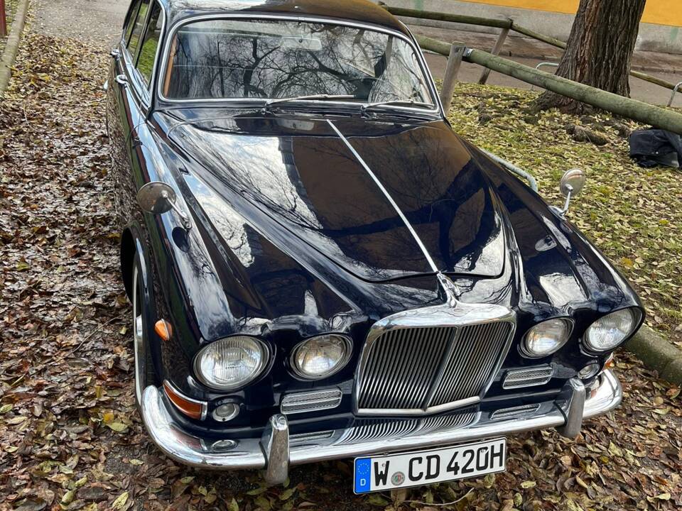 Image 5/51 of Jaguar 420 (1967)