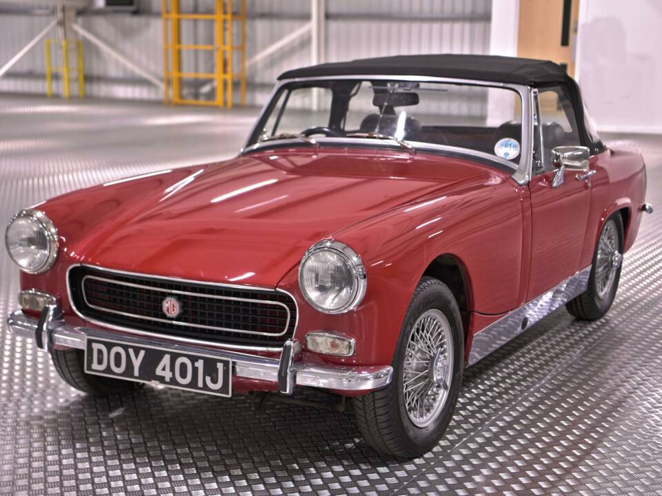 Image 13/50 of MG Midget GAN5 (1970)