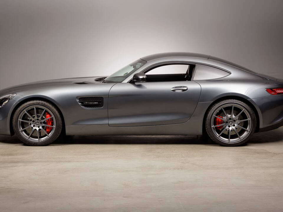 Bild 4/29 von Mercedes-AMG GT-S (2015)