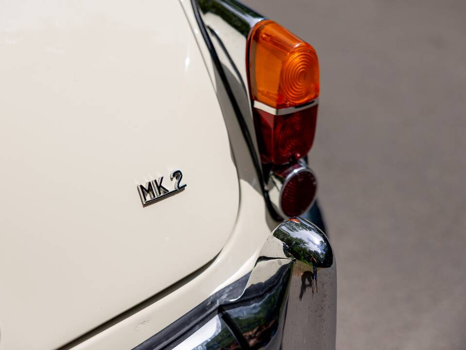 Image 18/50 de Jaguar Mk II 2.4 (1967)