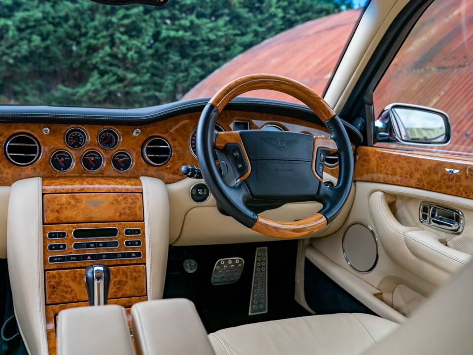 Imagen 29/41 de Bentley Arnage T (2005)