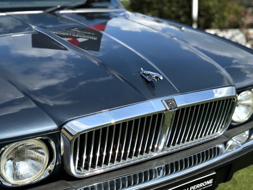 Imagen 17/33 de Jaguar XJ6 3.2 (1990)