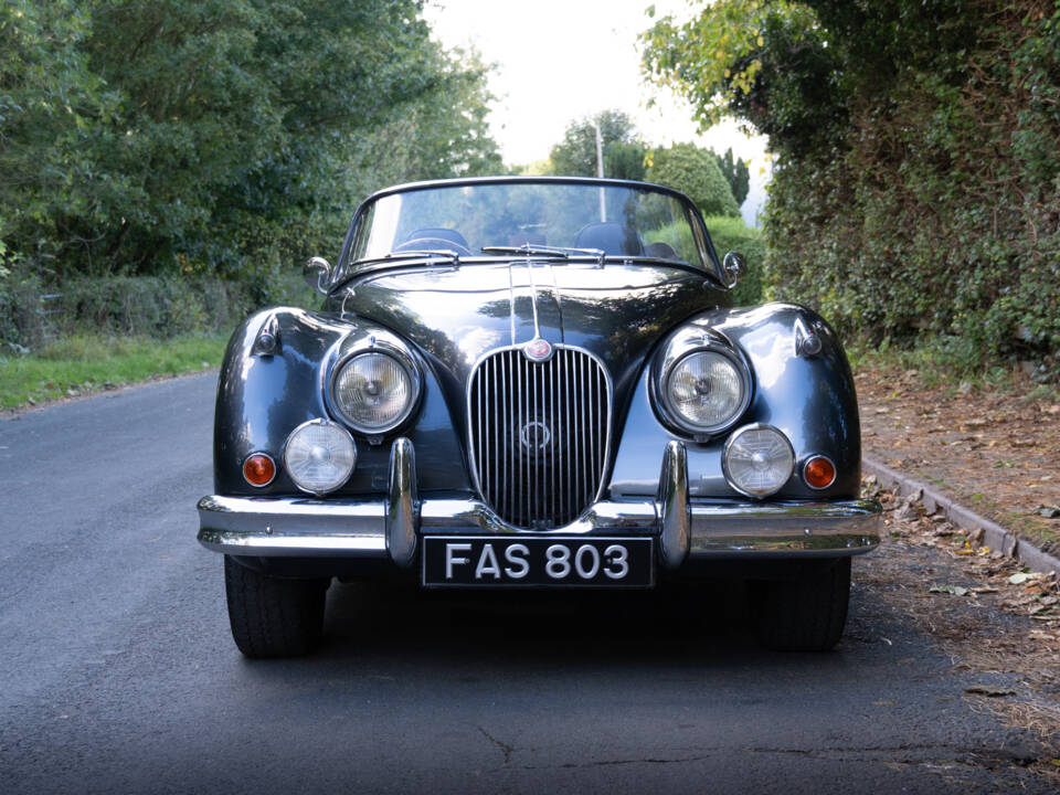 Image 2/15 de Jaguar XK 150 DHC (1959)