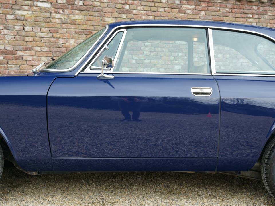 Bild 35/50 von Alfa Romeo 2000 GTV (1974)