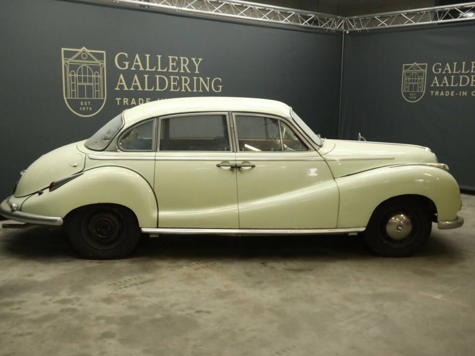 Afbeelding 50/50 van BMW 502 (1956)