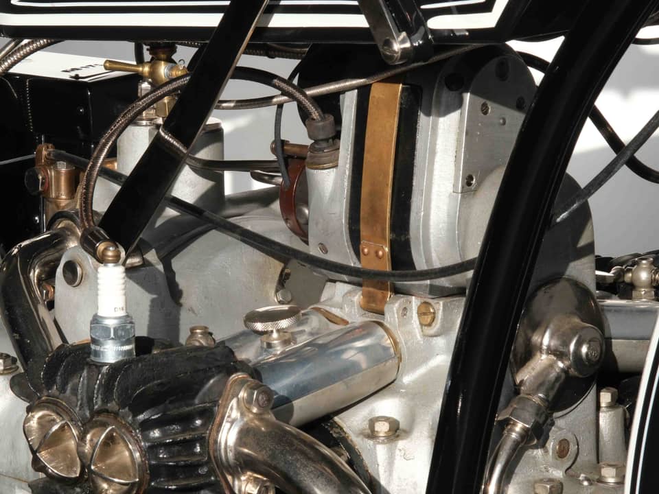Image 30/98 of BMW R 32 (1925)