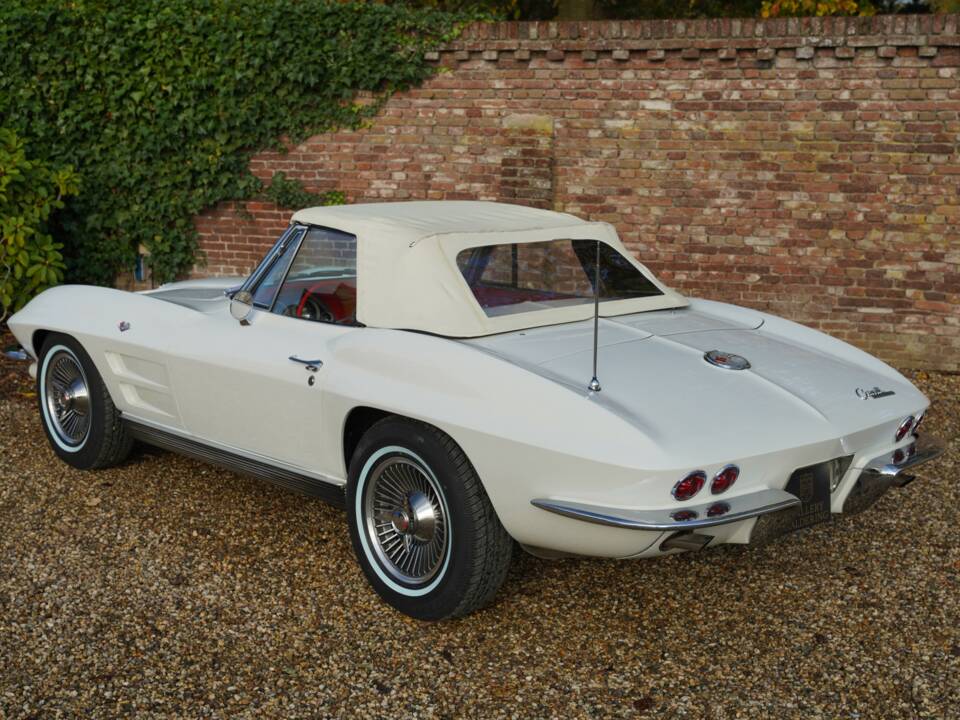 Immagine 7/50 di Chevrolet Corvette Sting Ray (1963)