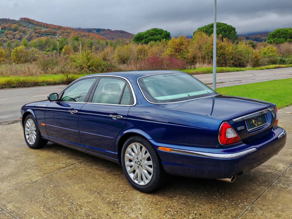Bild 7/50 von Jaguar XJ 8 3.5 (2003)