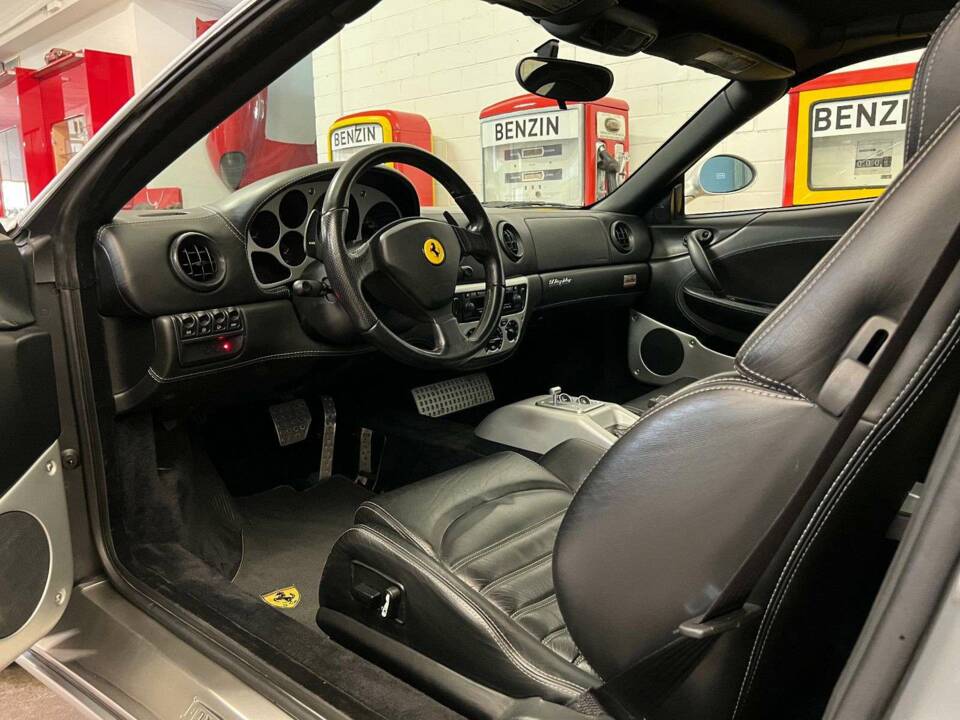 Image 7/16 of Ferrari 360 Spider (2001)