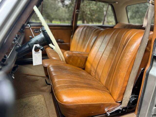 Imagen 27/42 de Mercedes-Benz 250 SE (1967)