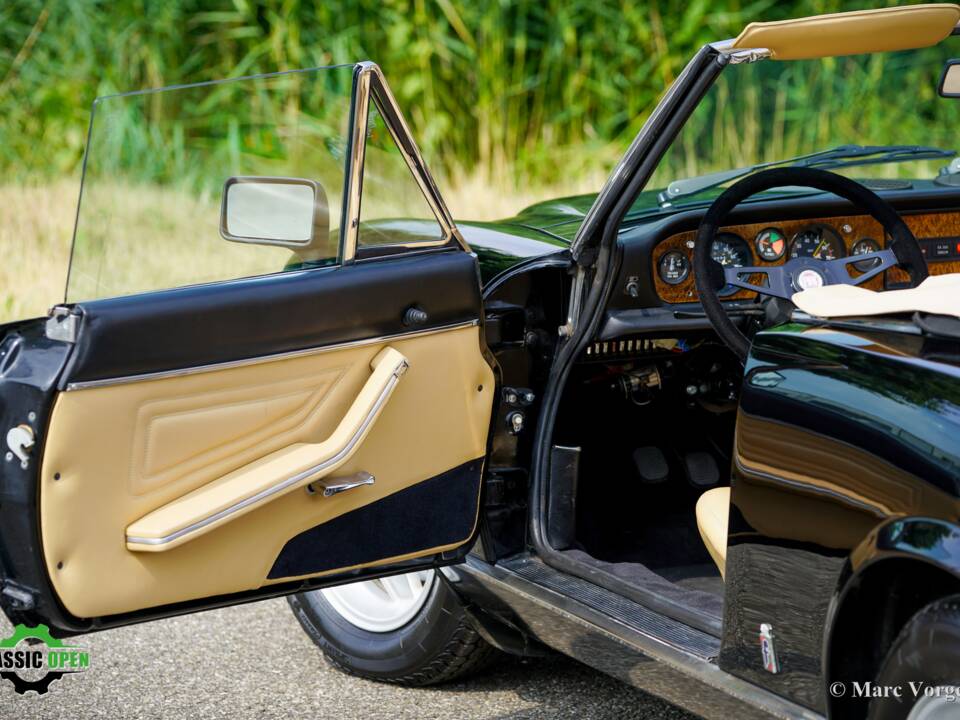 Image 4/42 of FIAT Spider 2000 (1981)