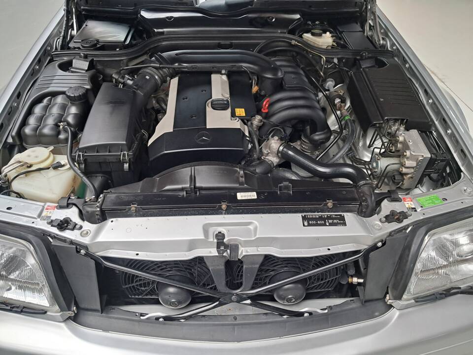 Bild 25/41 von Mercedes-Benz SL 320 (1998)