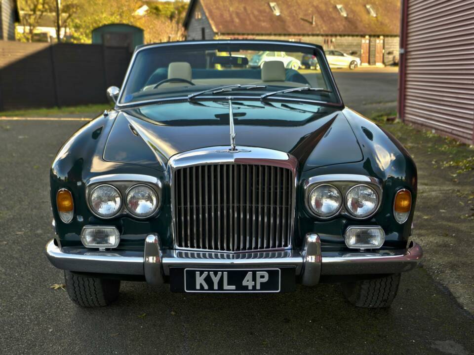 Bild 15/50 von Bentley Corniche I (1975)