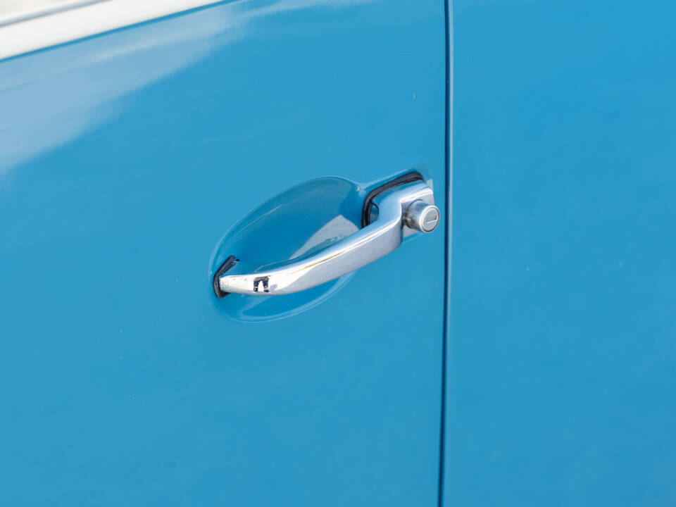Image 22/89 de Volkswagen T1 Samba (1966)