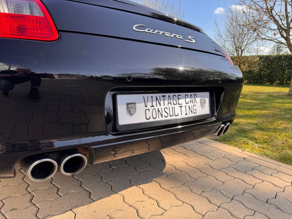 Bild 27/66 von Porsche 911 Carrera S (2006)