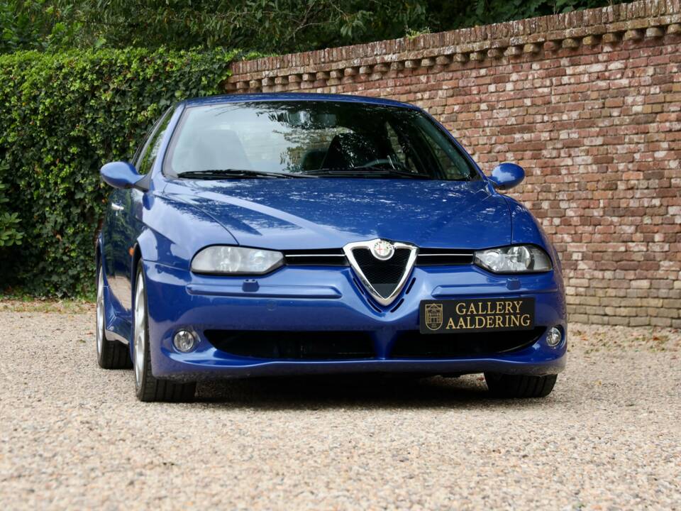 Imagen 29/50 de Alfa Romeo 156 3.2 V6 GTA (2003)