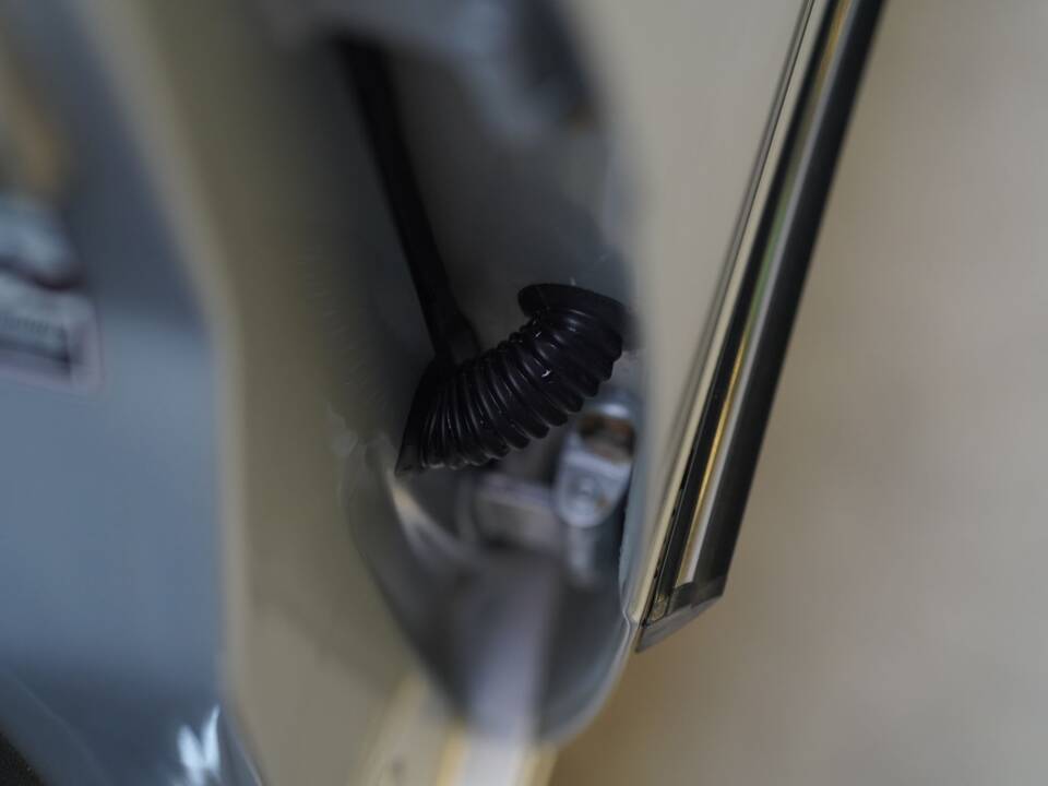 Bild 30/95 von Mercedes-Benz 450 SEL 6,9 (1976)