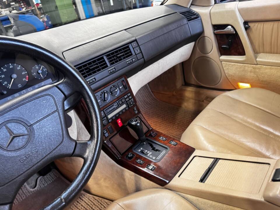 Bild 18/31 von Mercedes-Benz SL 320 (1994)