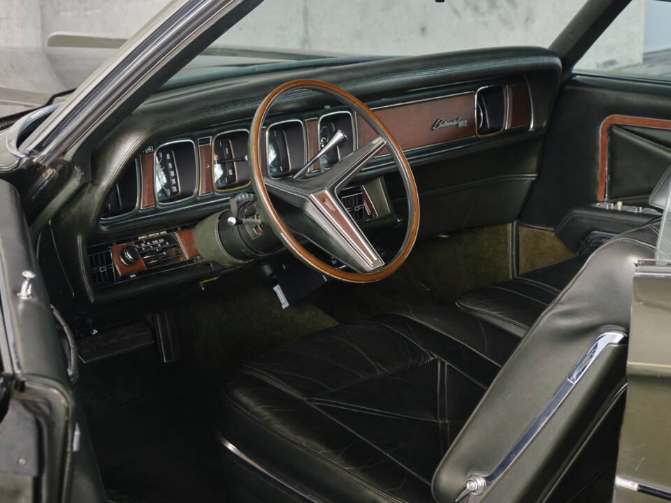 Image 43/50 of Lincoln Continental Mark III Hardtop Coupé (1970)