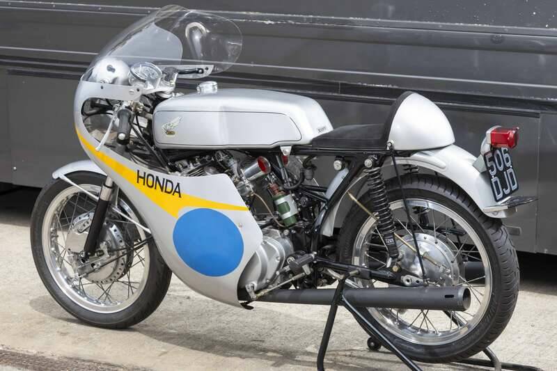 Afbeelding 4/42 van Honda CB 77 (1964)