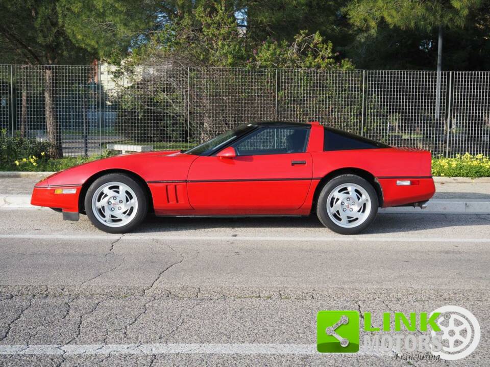 Image 9/10 of Chevrolet Corvette Convertible (1995)
