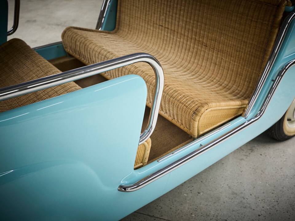 Image 36/48 of FIAT 600 Ghia "Jolly" (1963)