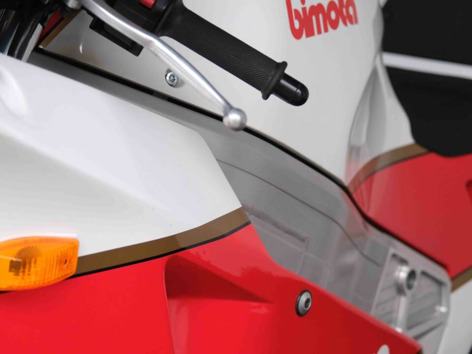 Image 41/95 of Bimota YB6 (1990)