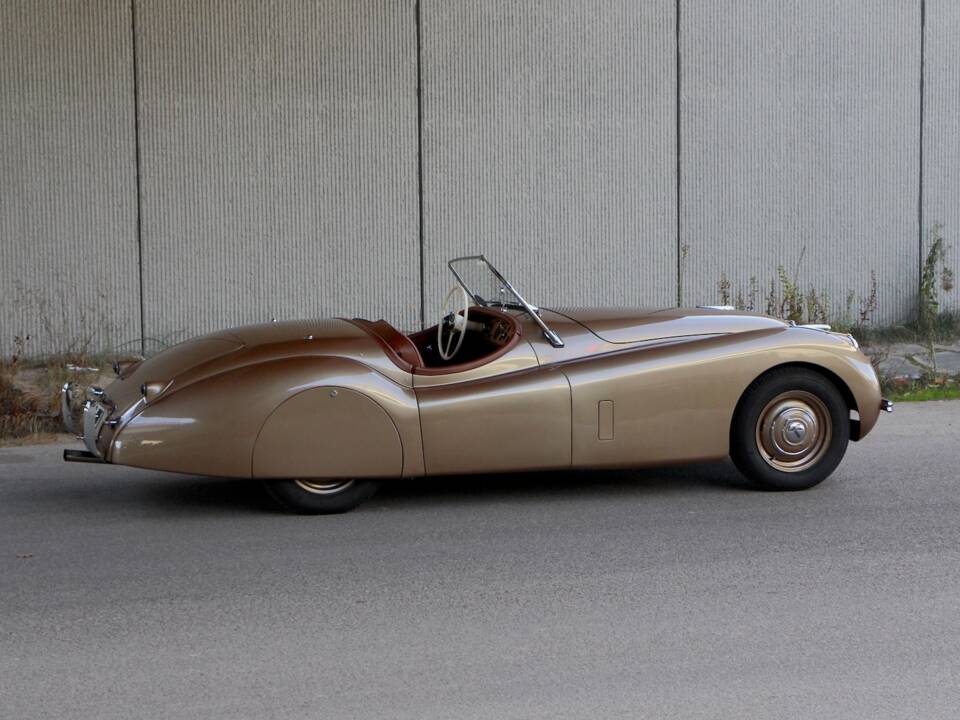 Image 12/12 of Jaguar XK 120 OTS (1952)