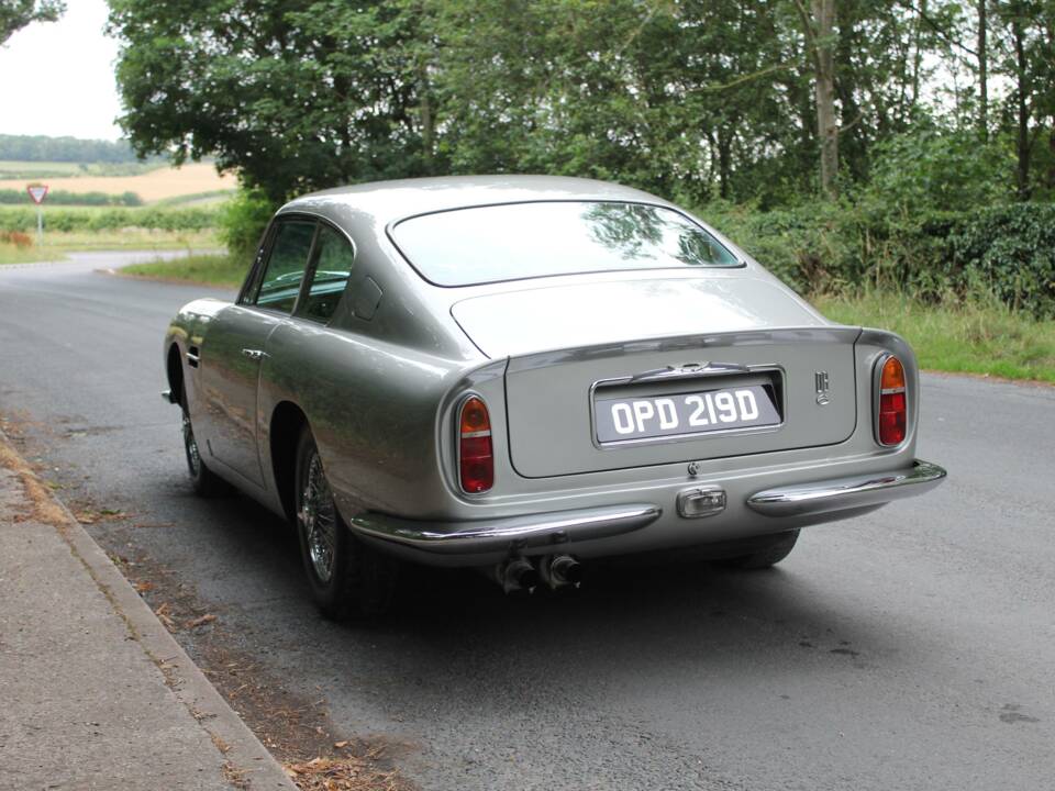 Imagen 4/18 de Aston Martin DB 6 (1966)