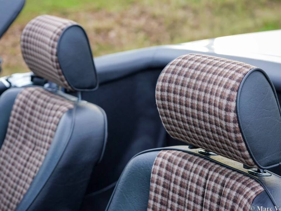 Bild 34/59 von Mercedes-Benz 280 SL (1985)