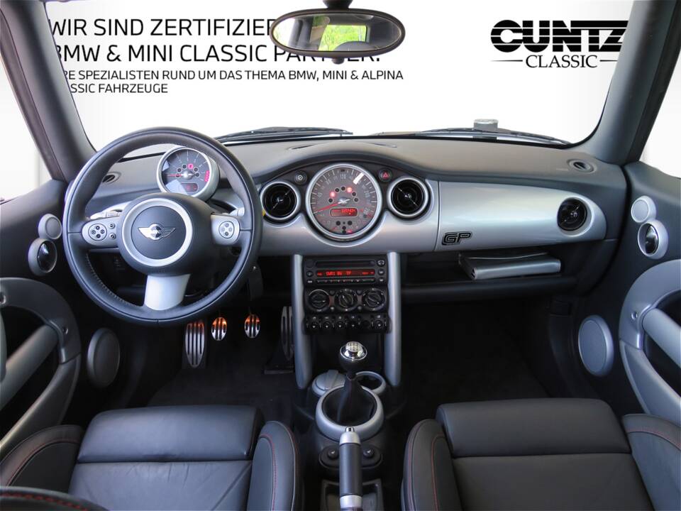 Afbeelding 8/25 van Mini Cooper S JCW GP (2006)