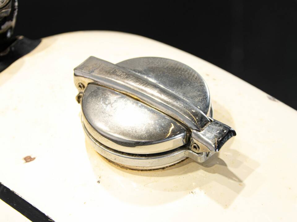 Image 48/50 of Gilera DUMMY (1962)