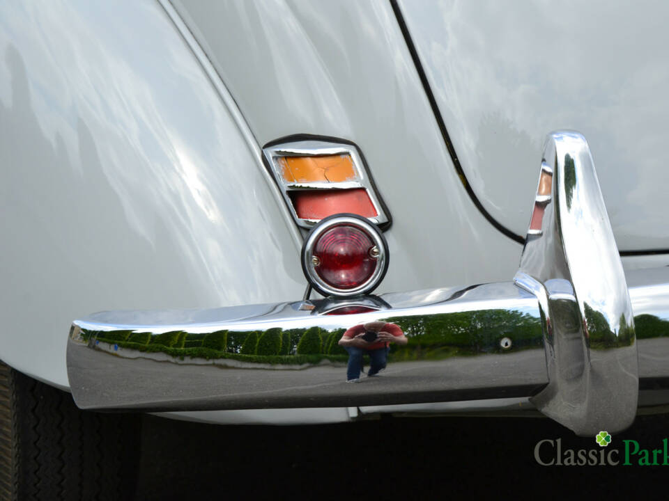 Image 39/50 of Mercedes-Benz 220 (1952)