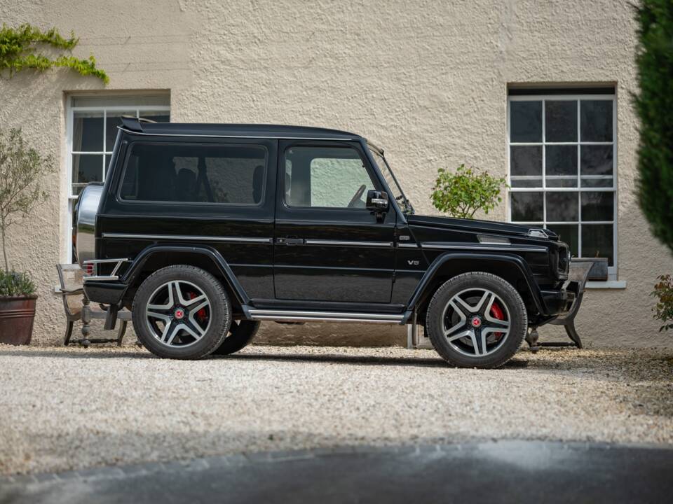 Bild 12/50 von Mercedes-Benz G 500 (kurz) (2000)