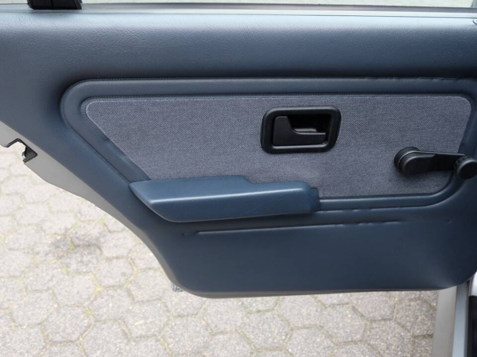 Bild 29/56 von BMW 325ix (1987)