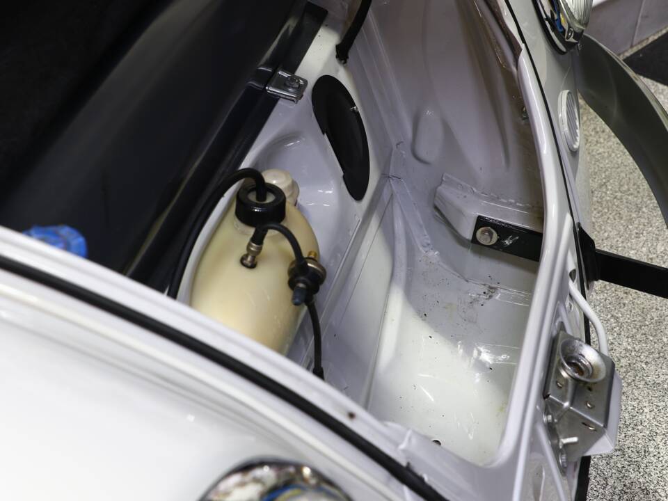 Image 35/39 of Volkswagen Escarabajo 1200 A (1965)