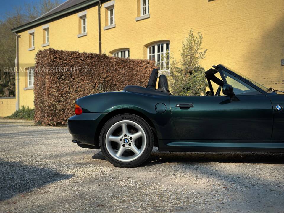 Immagine 22/93 di BMW Z3 2.2i (2002)