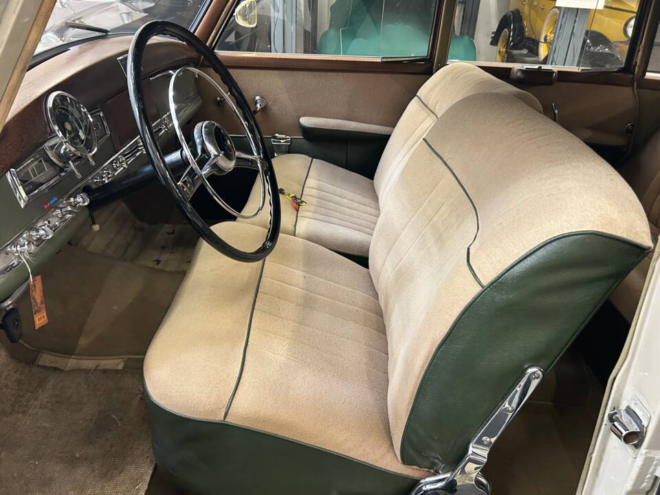 Afbeelding 10/37 van Mercedes-Benz 300 (1952)